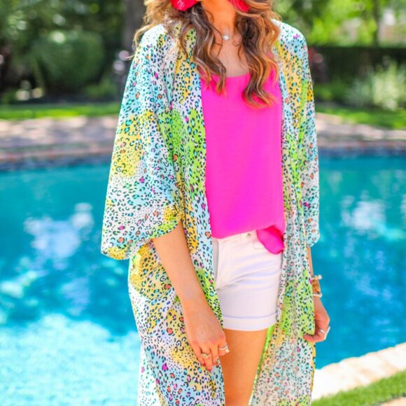 THE CHANDLER   COLORFUL LEOPARD PRINT KIMONO  NWT - Picture 1 of 7
